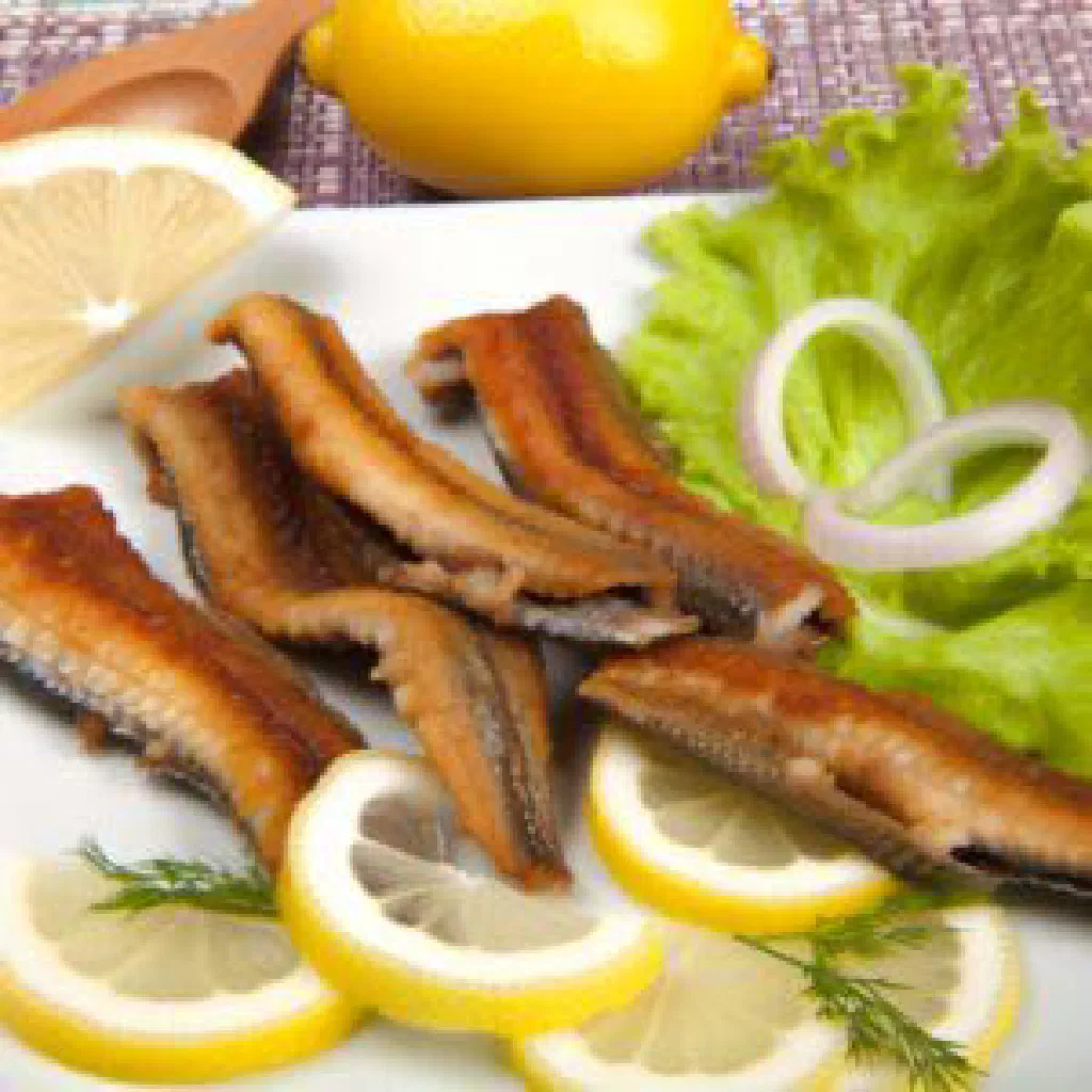 Pan-fried eel fillets with lemon and fresh dill