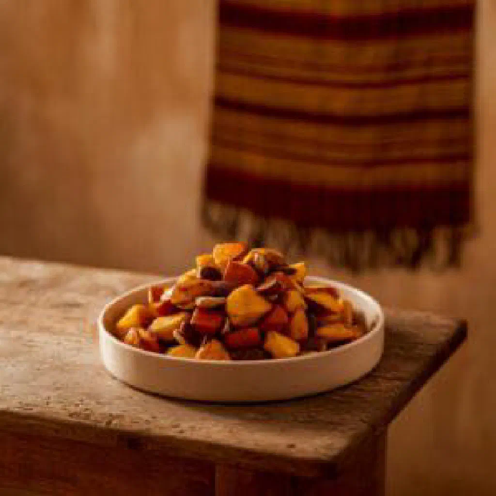 A bowl of Ghanaian nkatsenkwan peanut soup with chicken