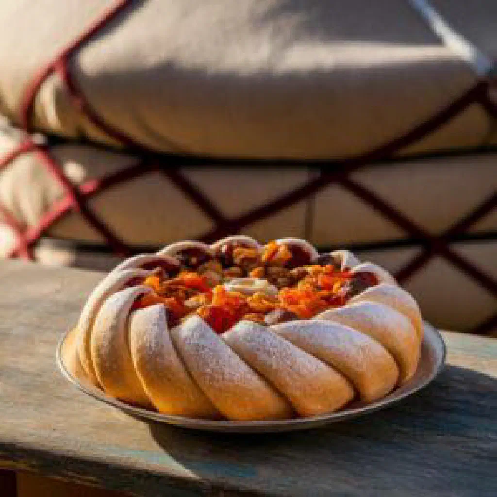 Golden pan-fried Katama stuffed flatbread on a plate