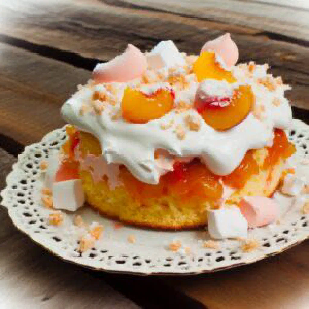 Layered chajá dessert with sponge, cream and fresh fruit
